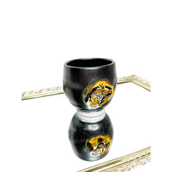 Vintage Japanese Pottery Sake Cup with Unique Fish Design, Signed SPAIN - Picture 2 of 7